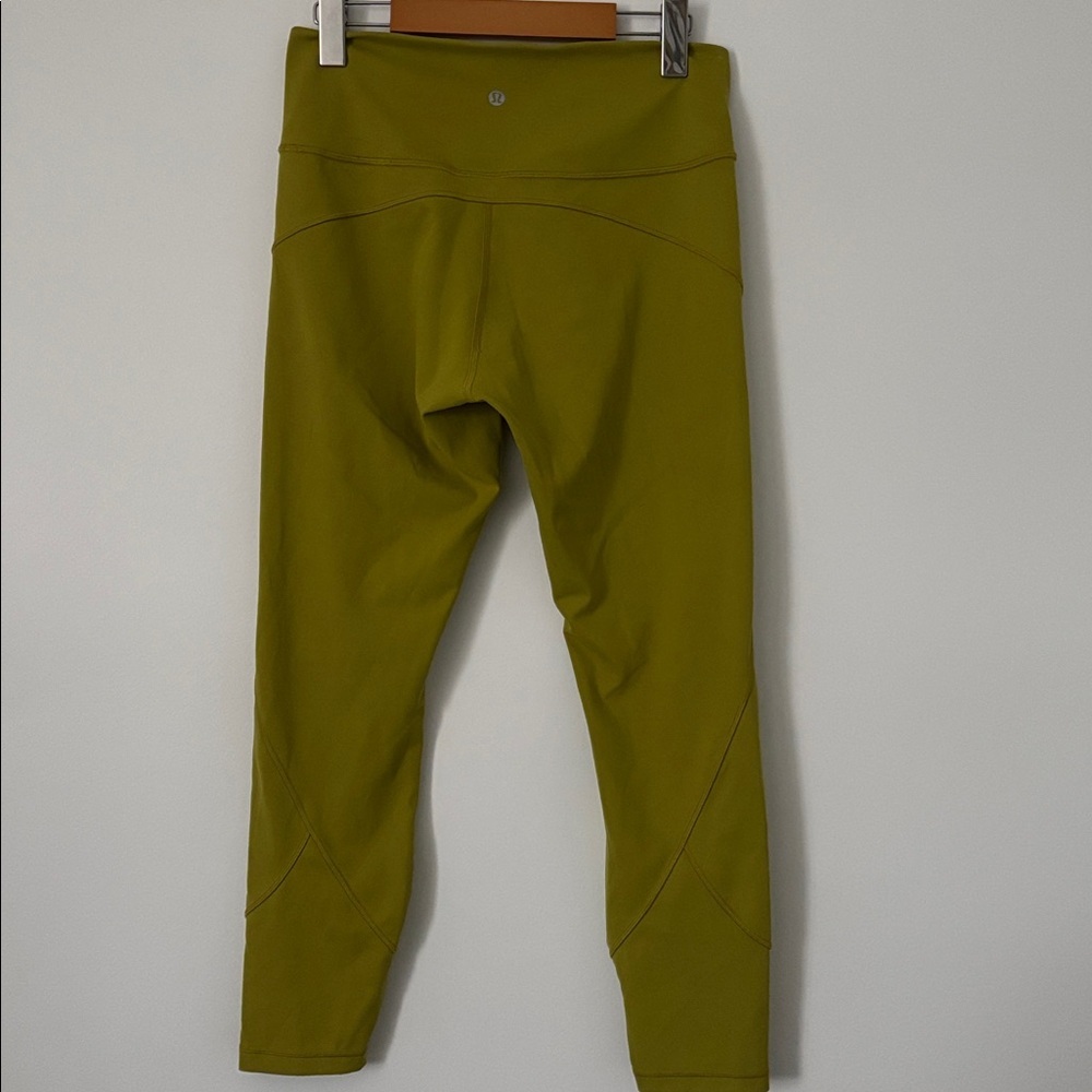 Lululemon In Movement Tight 25" - Picture 5 of 8
